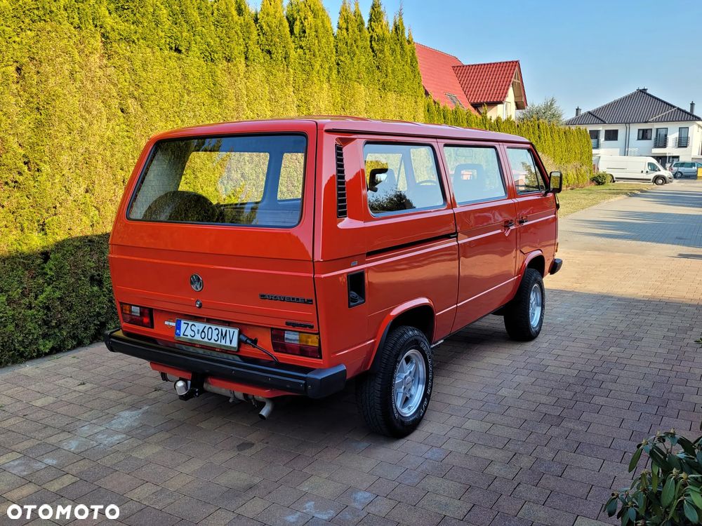 Volkswagen Transporter - 9