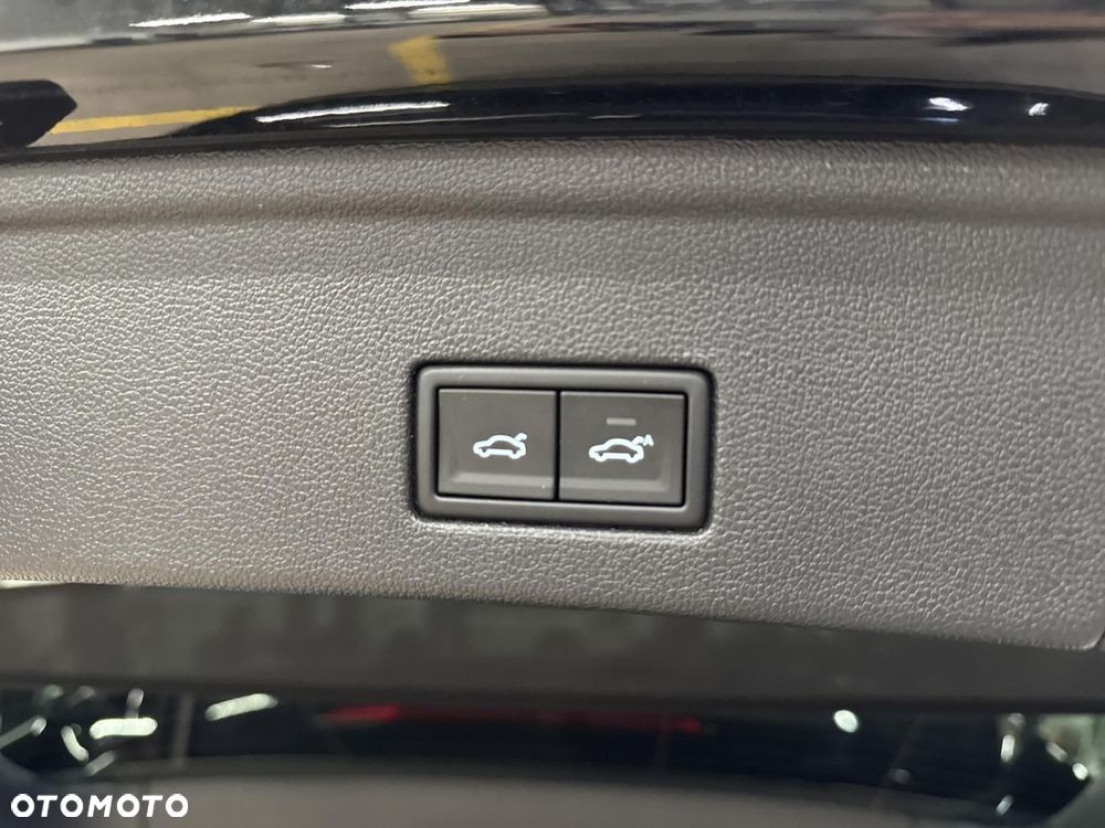 Volkswagen Touareg 3.0 V6 TDI SCR 4Mot Elegance - 19