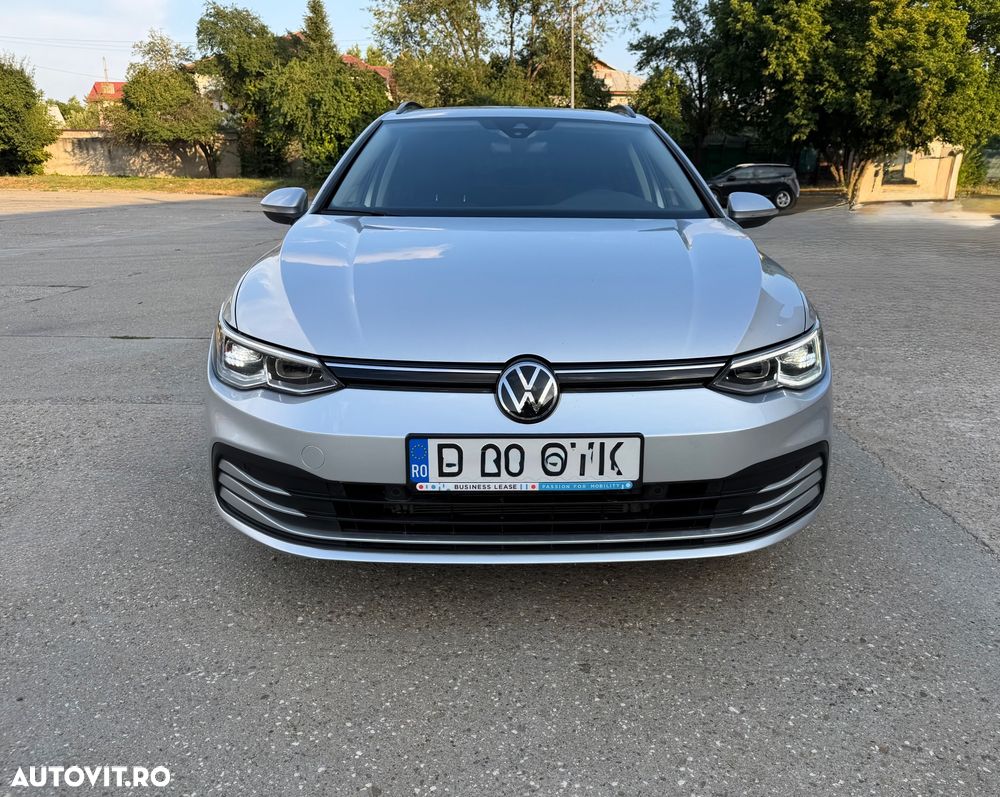 Volkswagen Golf 1.5 eTSI DSG MHEV Life - 9