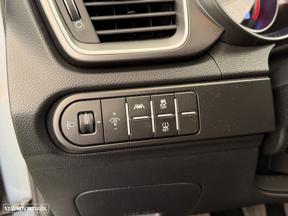 Kia XCeed 1.0 T-GDI Dynamic - 12