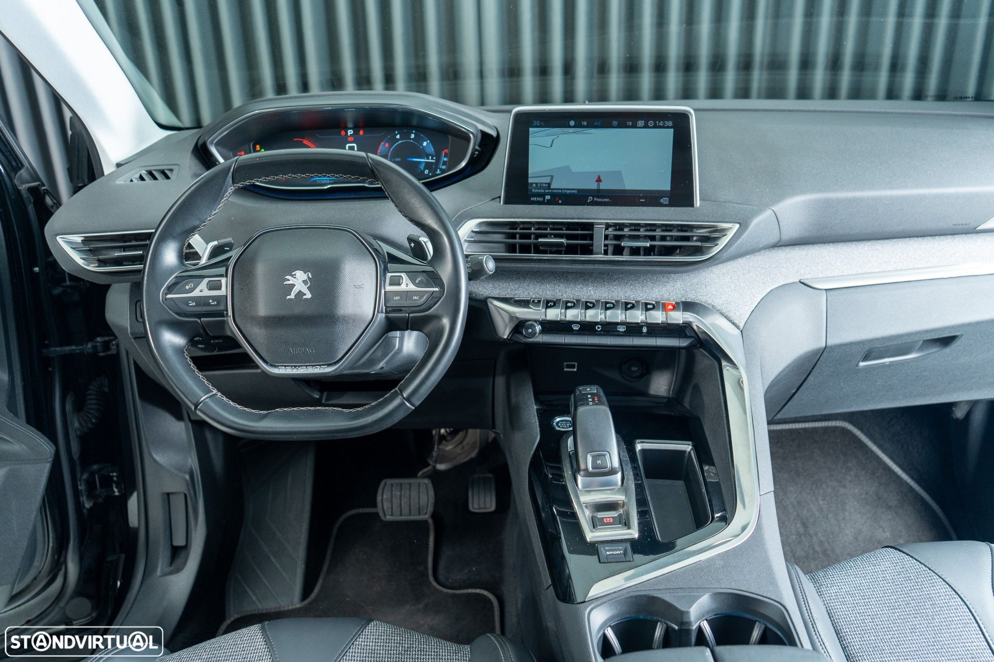 Peugeot 5008 1.5 BlueHDi Allure Pack EAT8 - 11