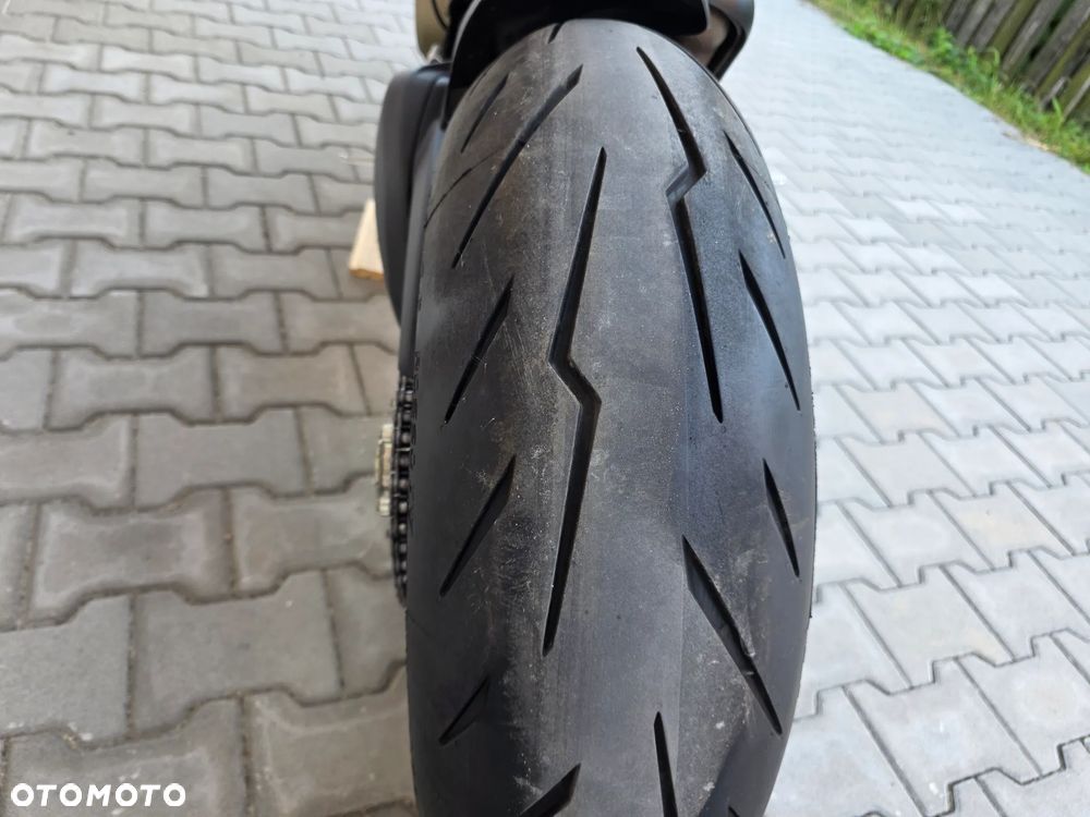 Ducati Streetfighter V4 - 17