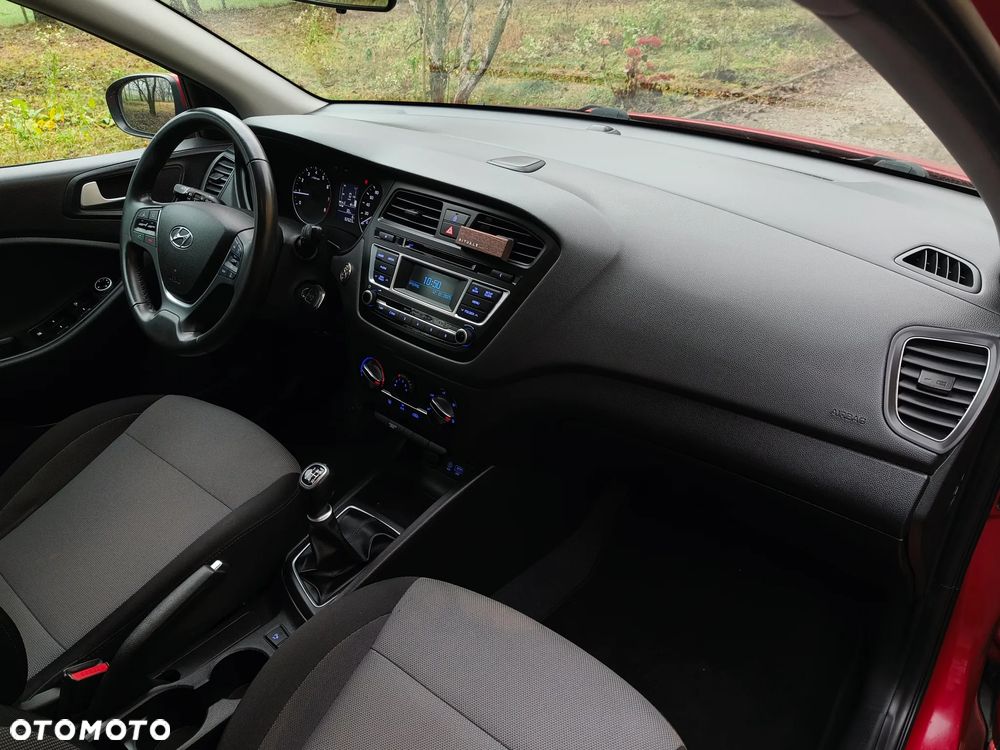 Hyundai i20 1.2 Passion - 20