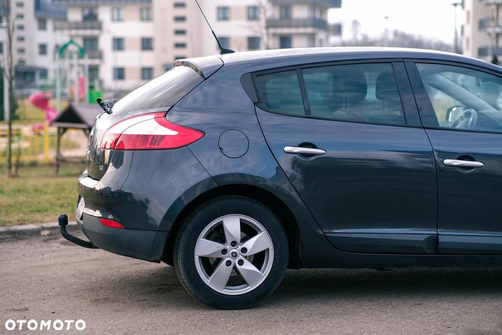 Renault Megane dCi 130 FAP BOSE Edition - 10