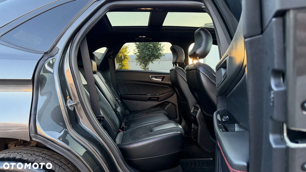 Ford Edge 2.0 EcoBlue Bi-Turbo 4x4 ST-LINE - 31