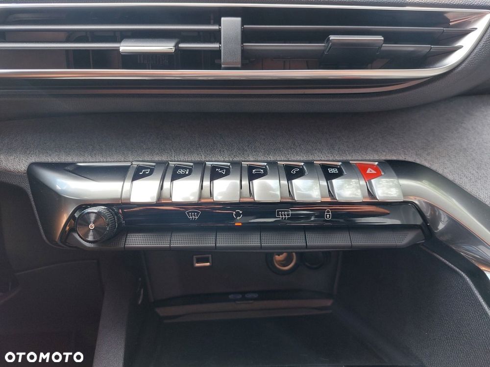 Peugeot 3008 1.2 PureTech Access S&S - 25