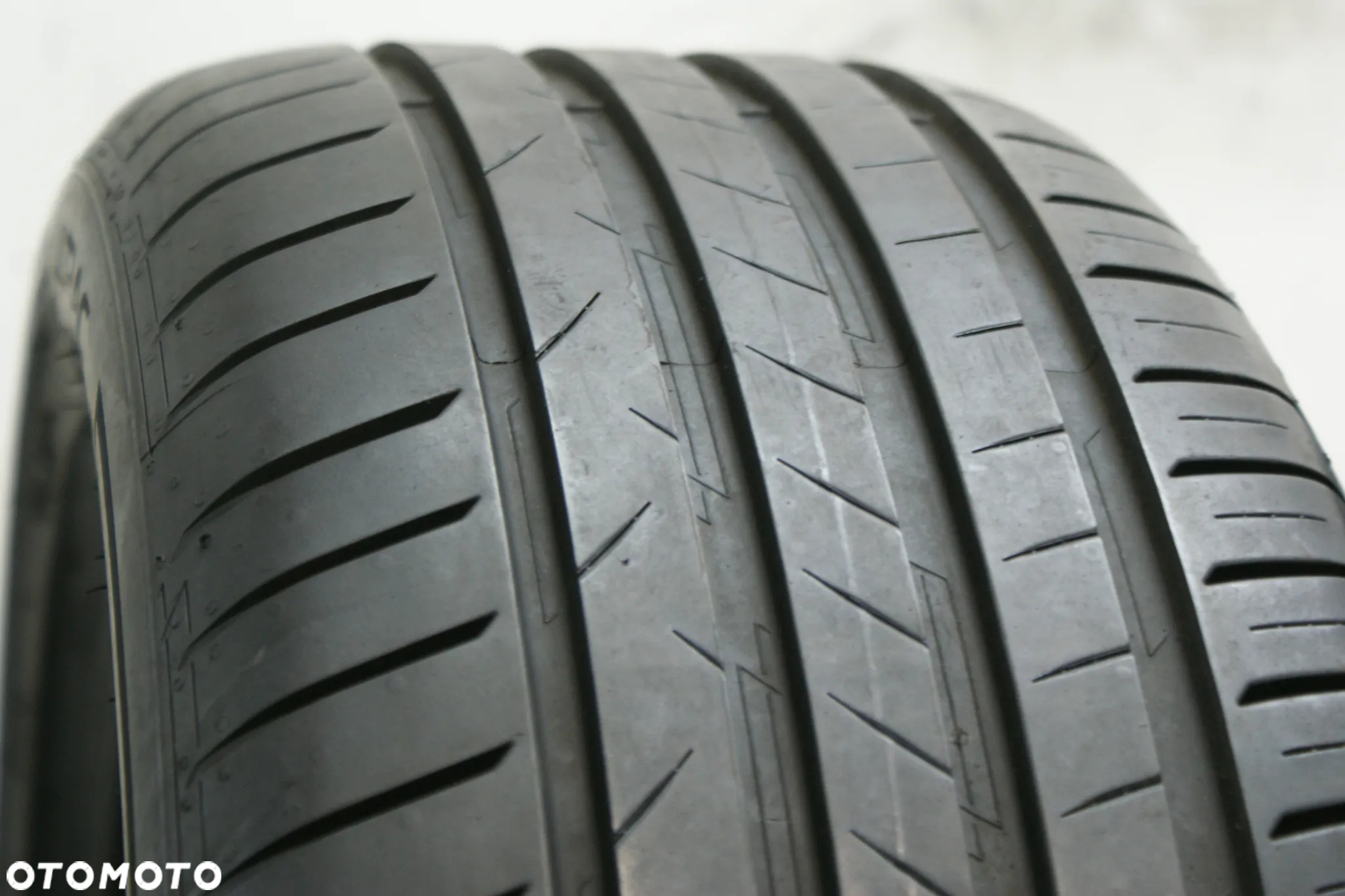 letnie 205/50R17 VREDESTEIN ULTRAC , 6,6mm 2023r B451 - 2