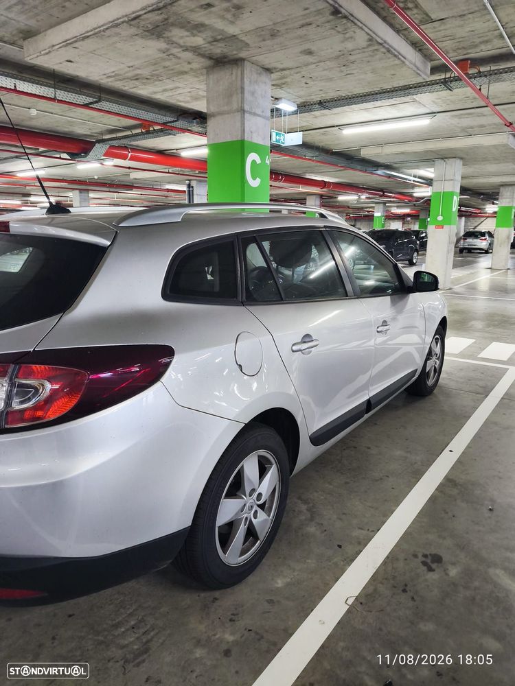 Renault Mégane Sport Tourer dCi 110 FAP Dynamique - 1