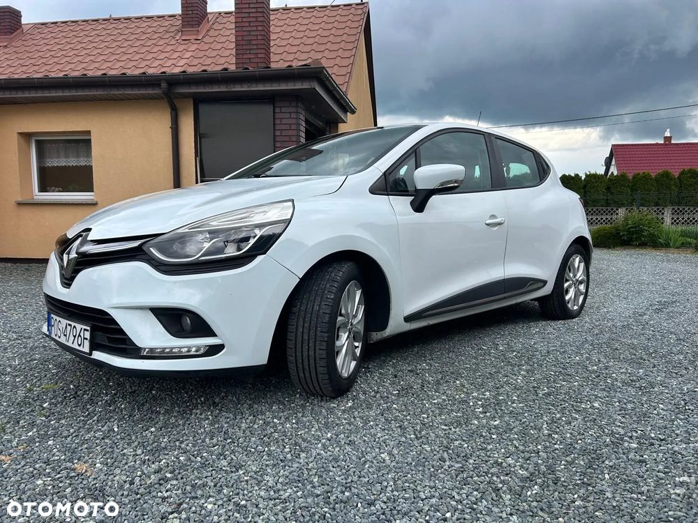 Renault Clio - 2