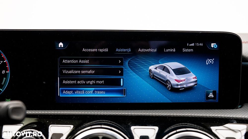 Mercedes-Benz CLA 250 e 8G-DCT AMG Line - 28