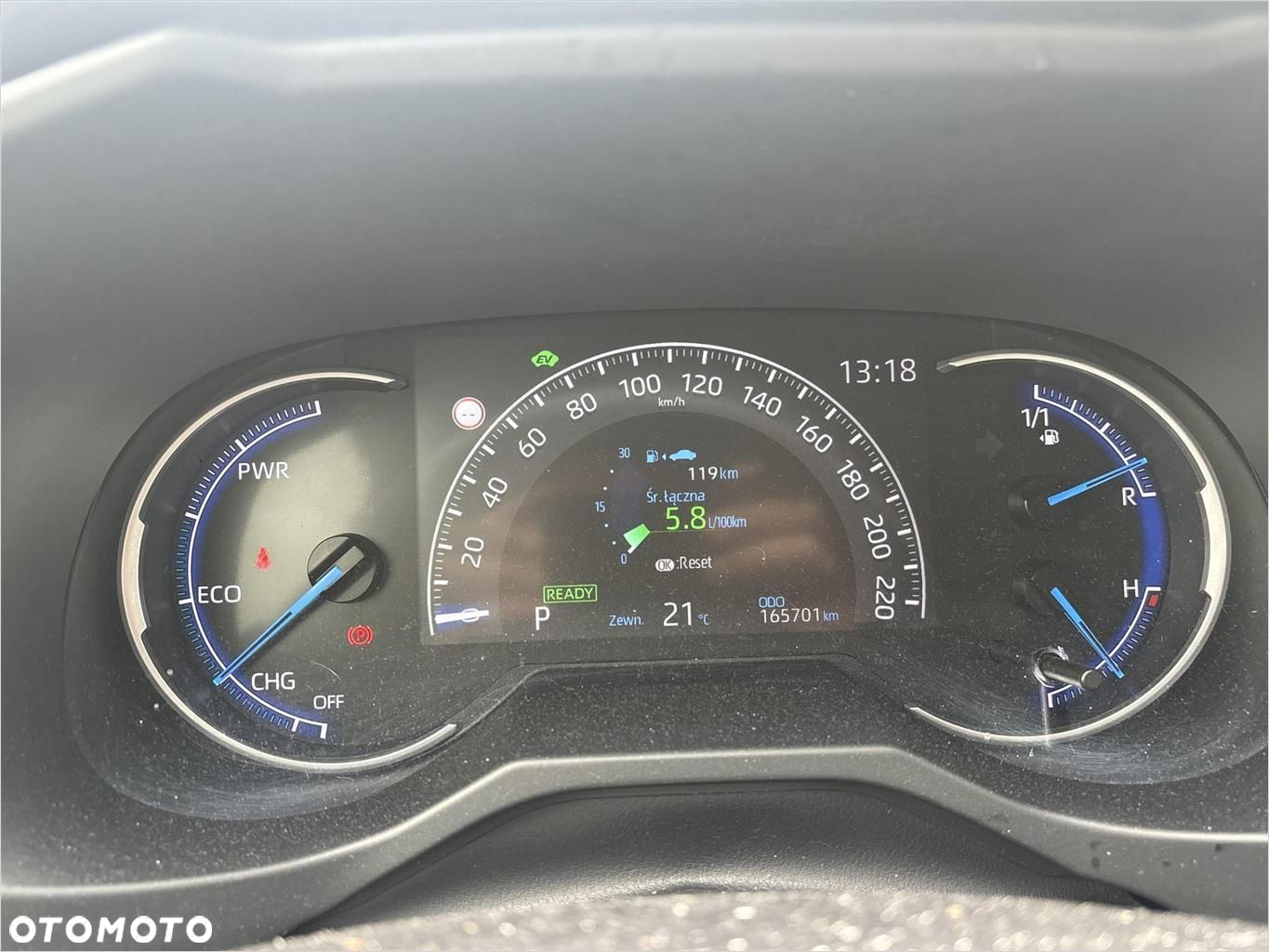Toyota RAV4 - 14