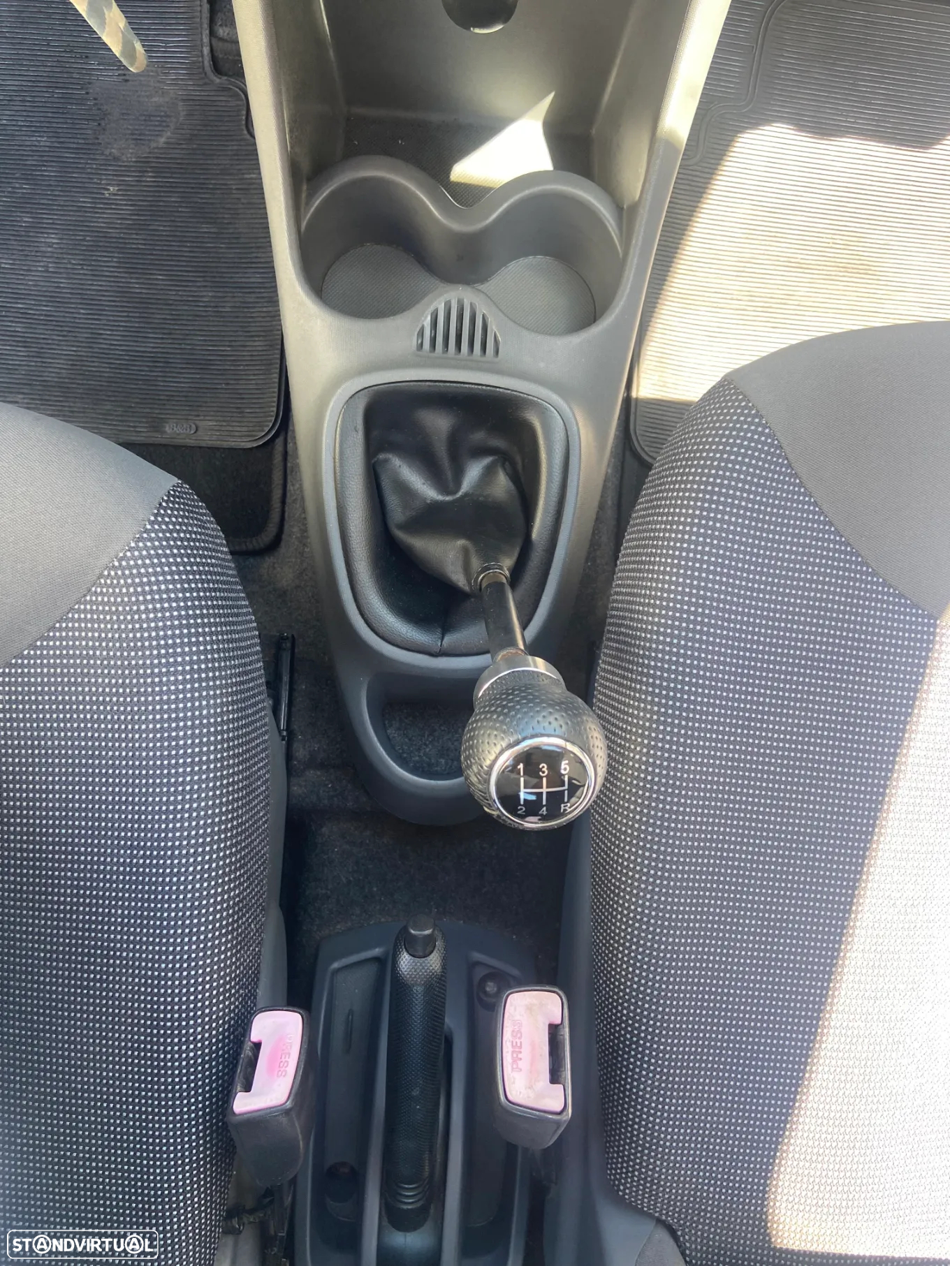 Peugeot 107 1.0 Trendy - 9