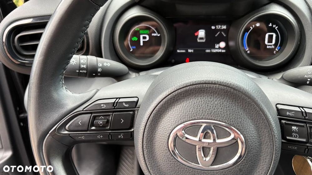 Toyota Yaris Cross Hybrid 1.5 Comfort - 22