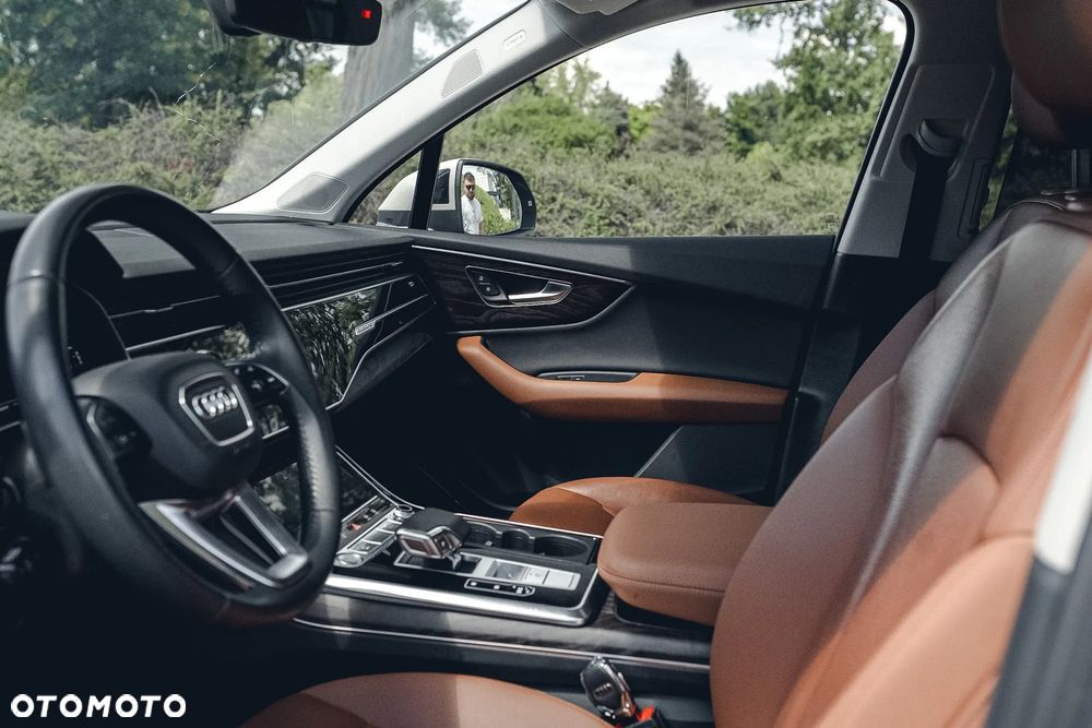 Audi Q7 - 17