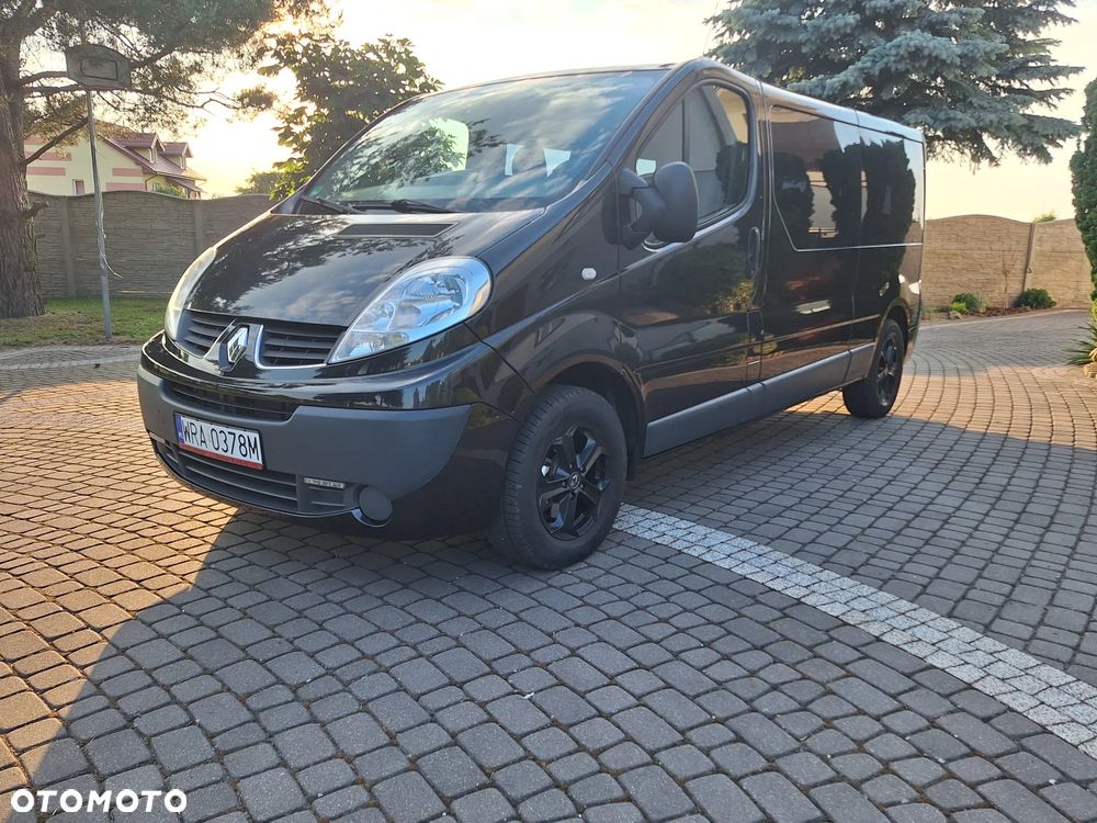 Renault Trafic FAP Grand Passenger Black Edition - 20