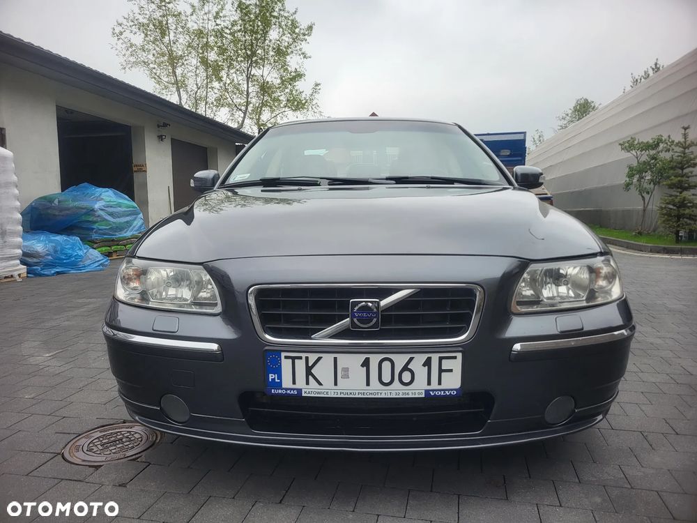 Volvo S60 D5 Summum - 8