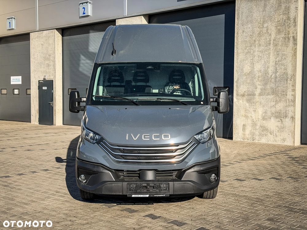Iveco Daily 35S18HV L4H3 Furgon od ręki - 8