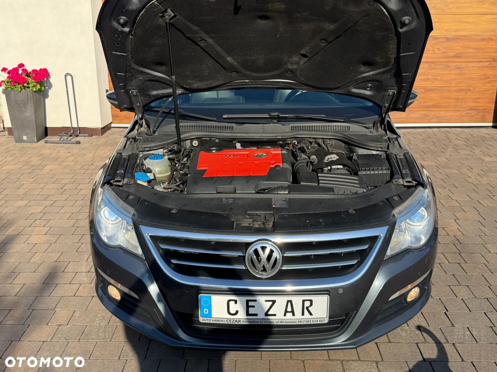 Volkswagen Passat CC - 17