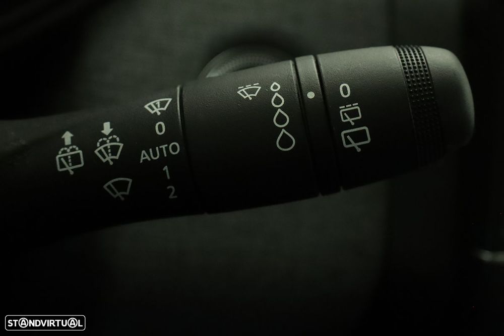 Mitsubishi Colt 1.0 MPI-T Invite - 17