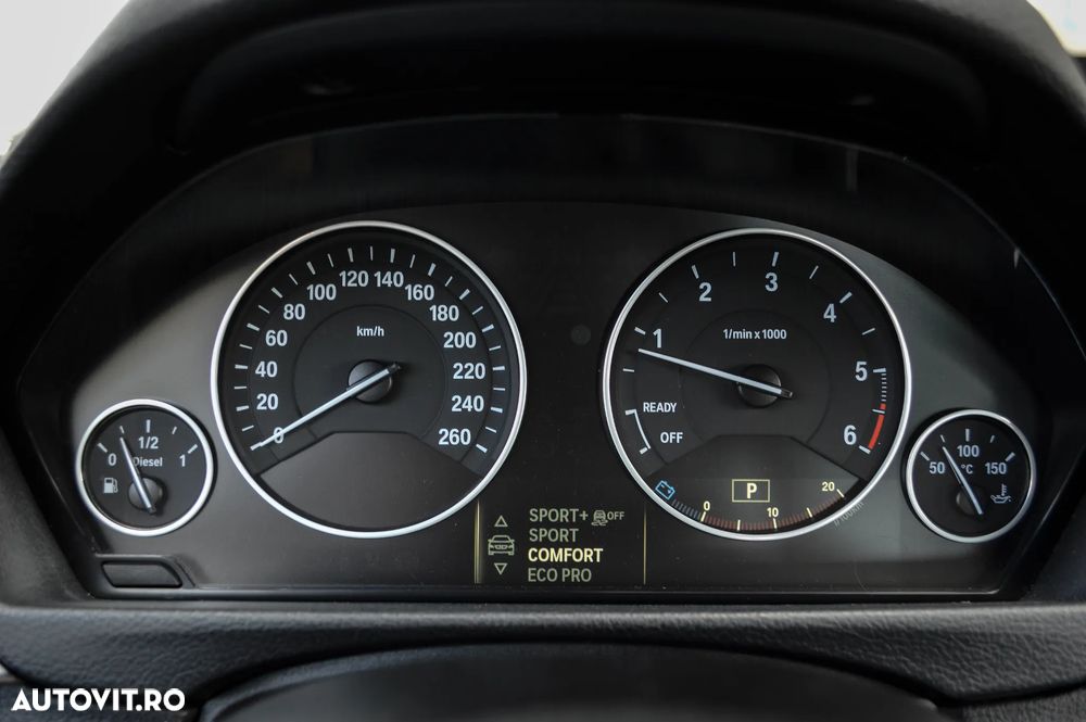 BMW Seria 3 320d xDrive DPF Aut. Edition Sport - 29