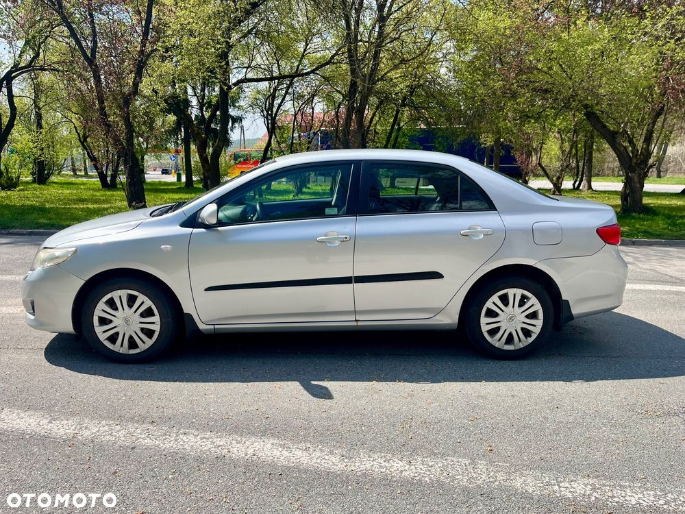 Toyota Corolla 1.6 VVT-i Luna - 11