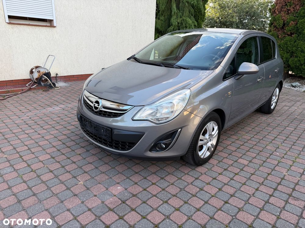 Opel Corsa 1.4 16V Satellite - 2