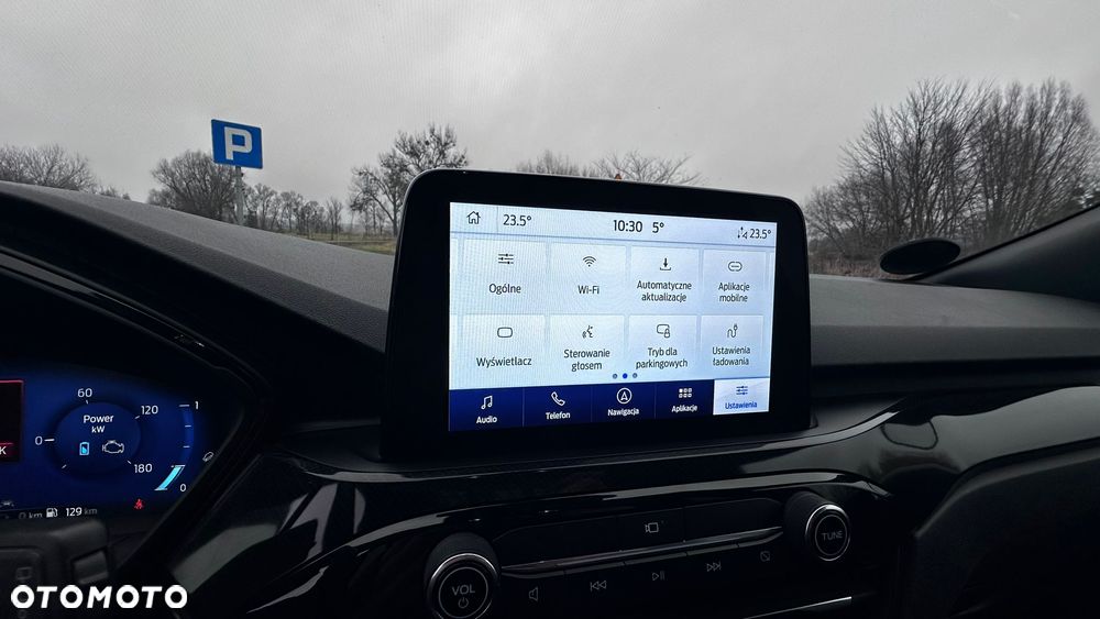 Ford Kuga 2.5 Duratec PHEV ST-LINE X - 32