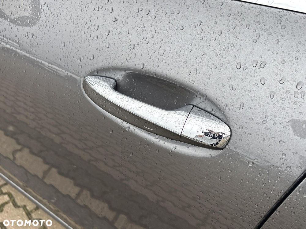Mercedes-Benz CLA 180 Progressive 7G-DCT - 14