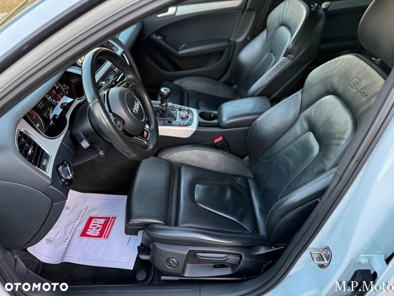 Audi A4 Limousine - 18