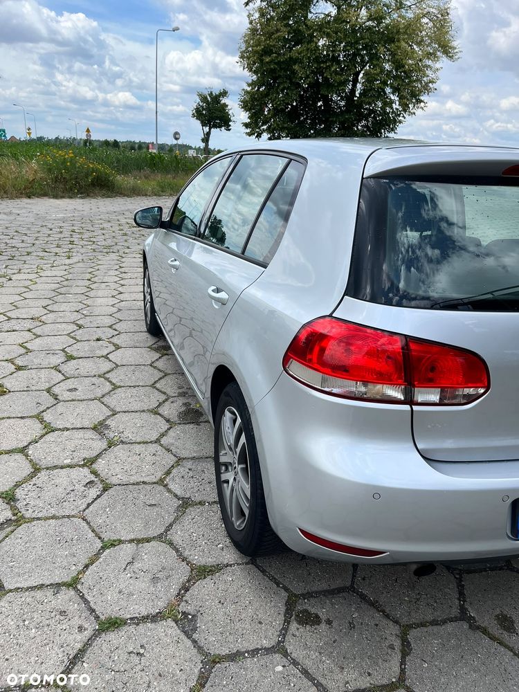 Volkswagen Golf 1.6 TDI BlueMot Comfortline - 5