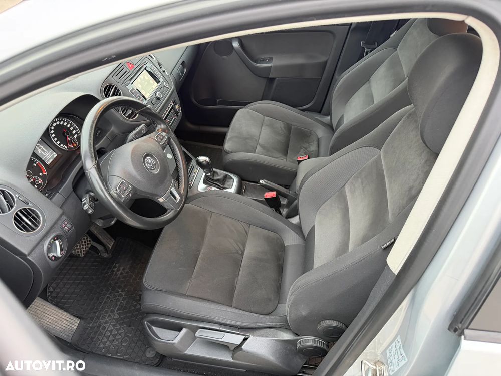 Volkswagen Golf Plus 2.0 TDI DPF DSG Highline - 15