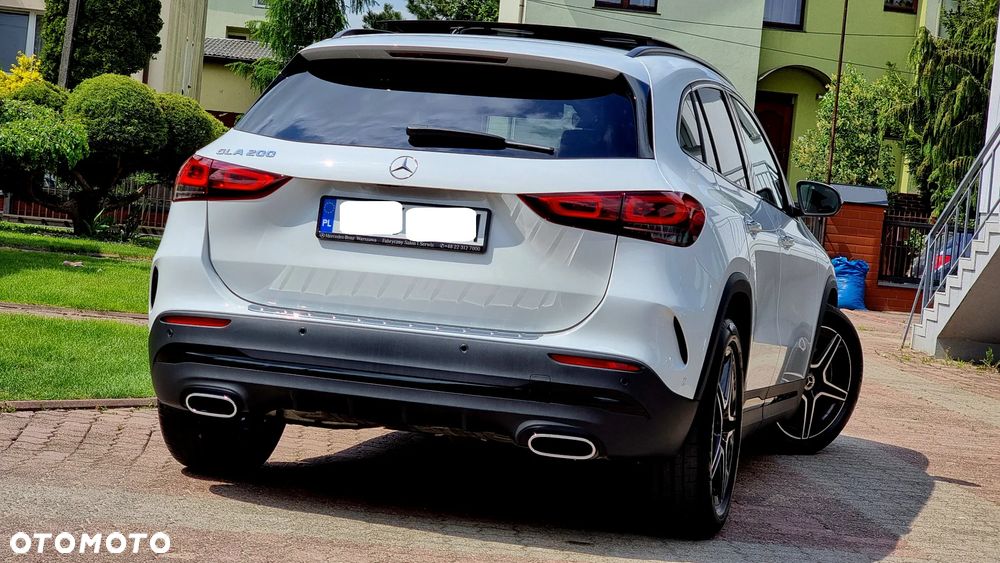 Mercedes-Benz GLA 200 AMG Line - 14