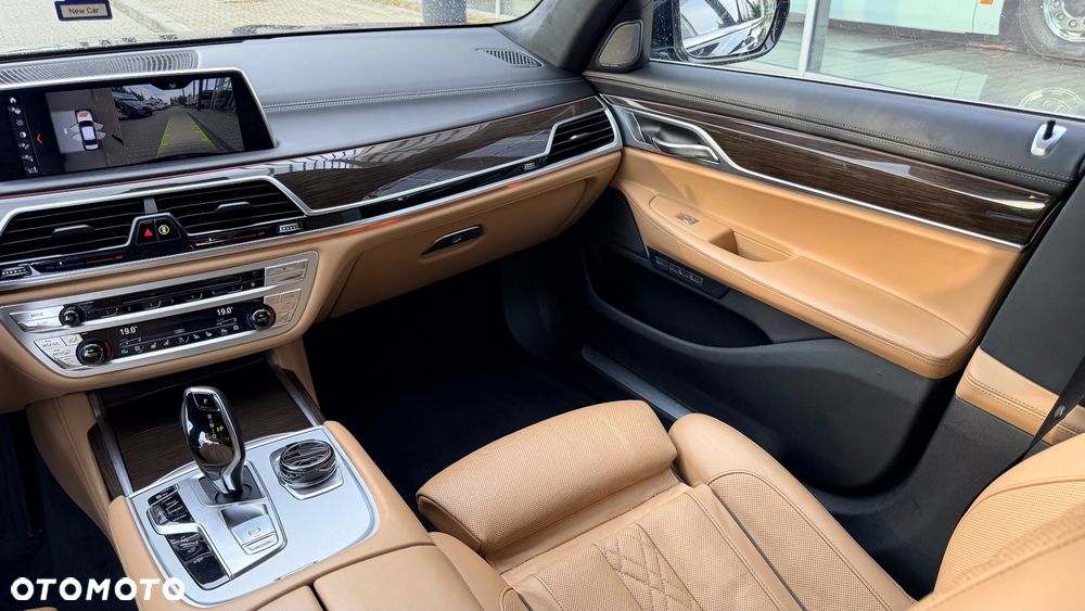 BMW Seria 7 740Ld xDrive sport - 15