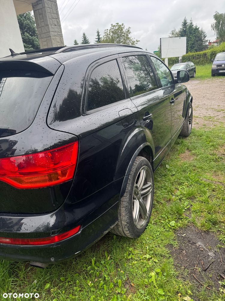 Audi Q7 - 10