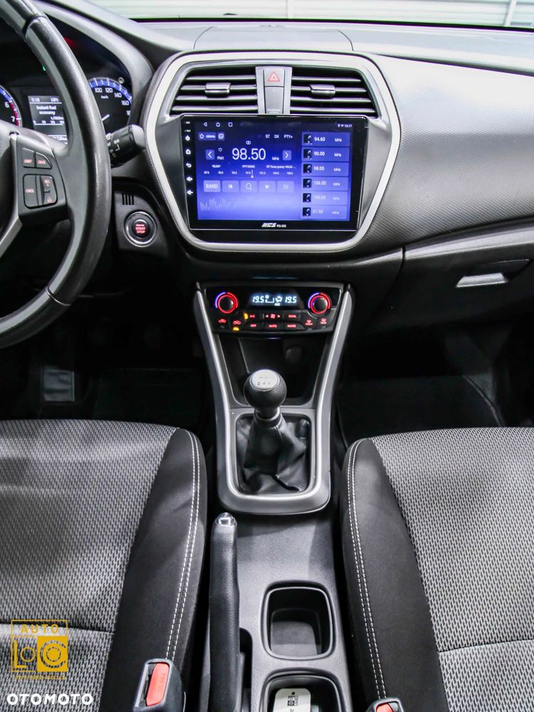 Suzuki SX4 1.6 Premium - 15