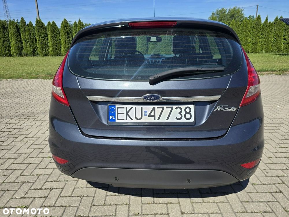 Ford Fiesta - 10