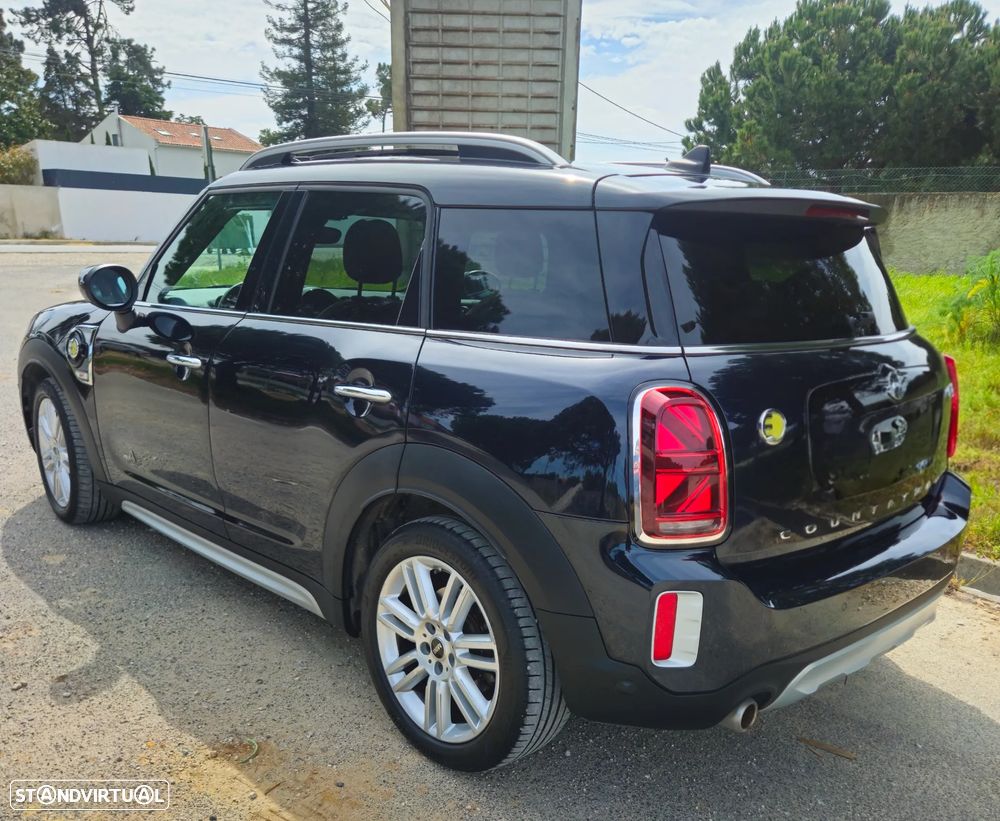 MINI Countryman Cooper SE ALL4 Auto - 2