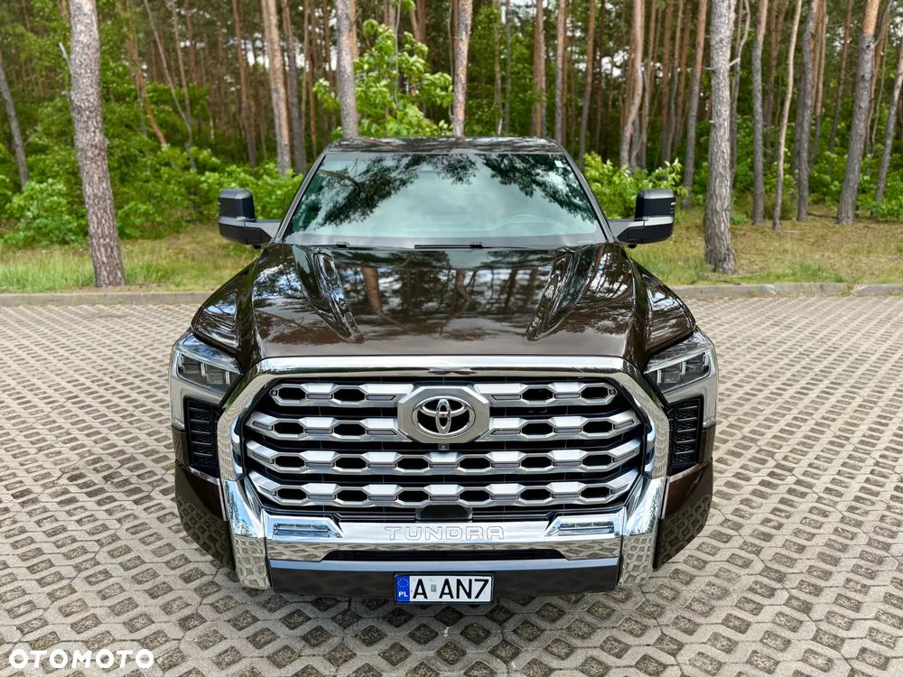 Toyota Tundra - 2
