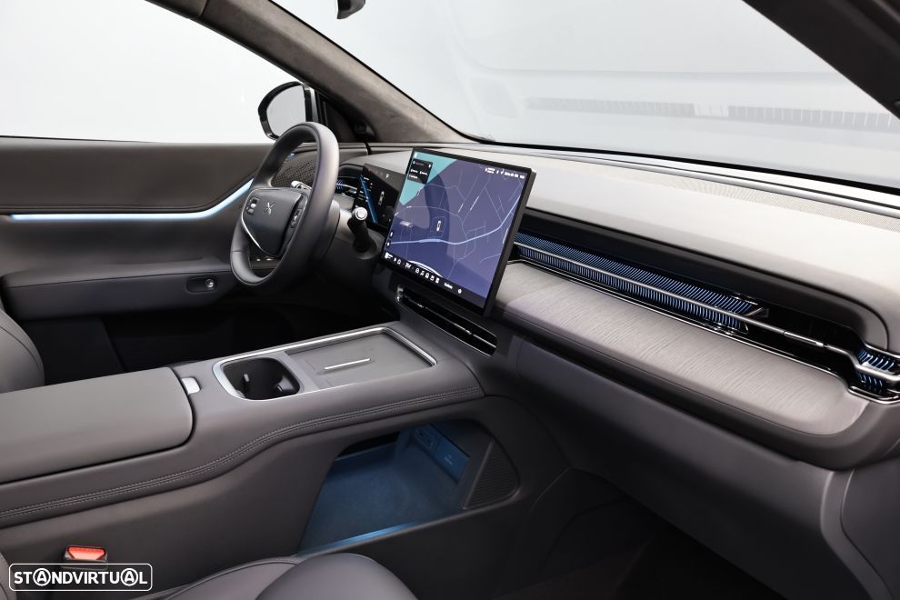 Xpeng G6 87.5 kWh AWD Performance + Gancho de Reboque - 19