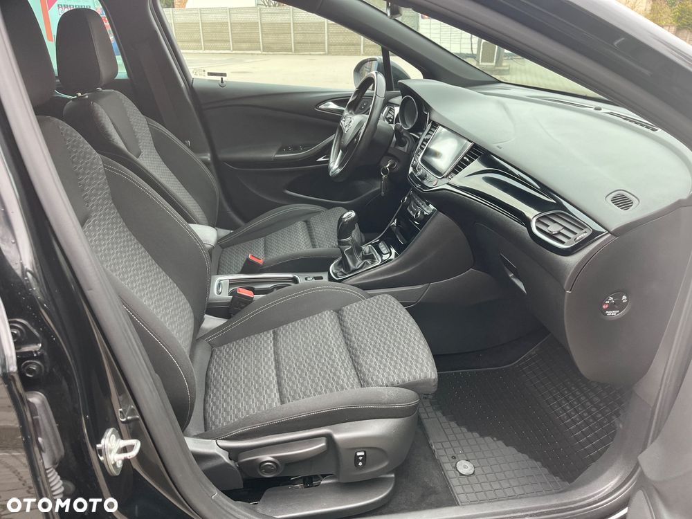 Opel Astra 1.6 Turbo Start/Stop Dynamic - 13