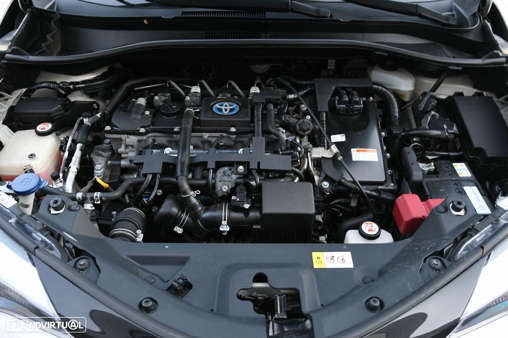 Toyota C-HR 1.8 Hybrid Square Collection - 40