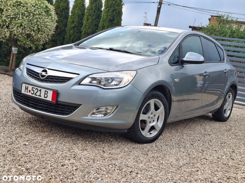 Opel Astra 1.4 Turbo Innovation - 4