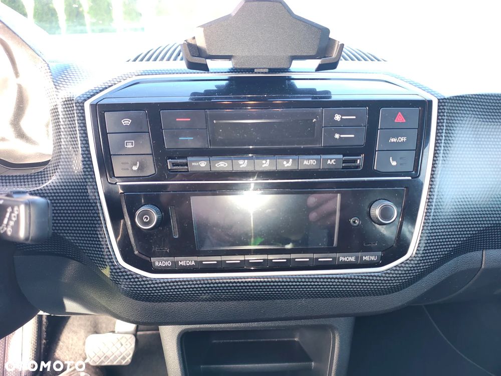 Volkswagen up! e-up - 16