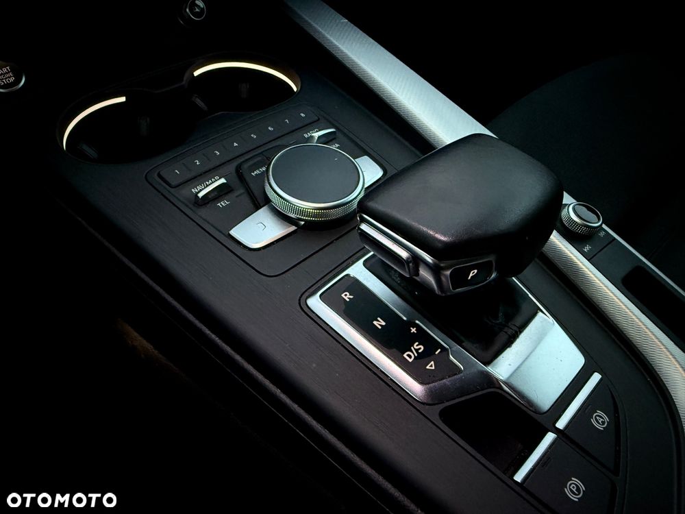 Audi A4 ver-2-0-tdi-sport-s-tronic - 13