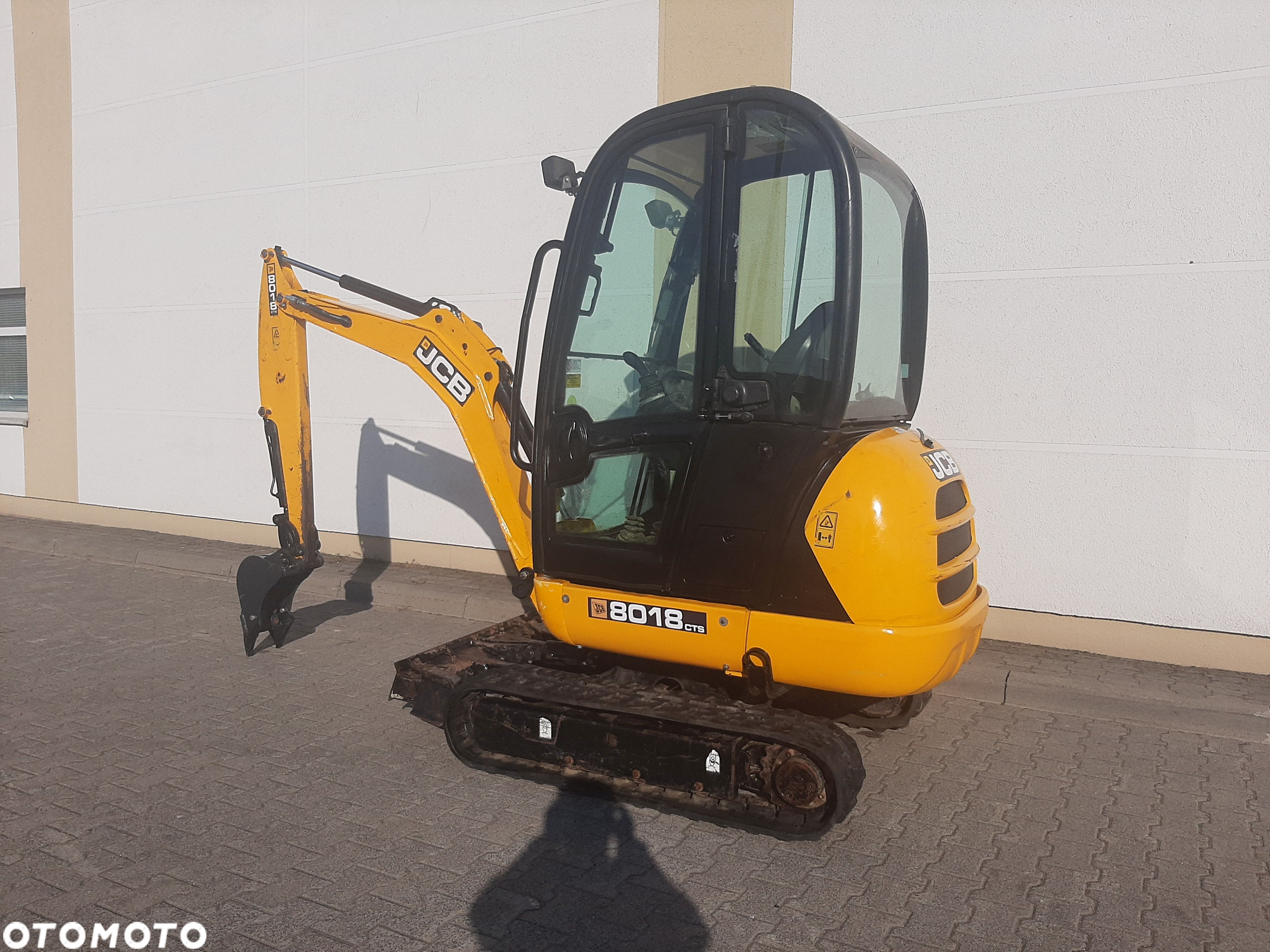 JCB 8018 - 10