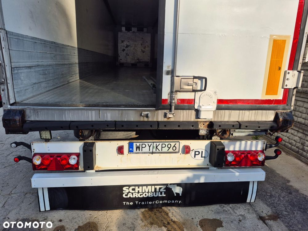 Schmitz Cargobull SKO24 - 24