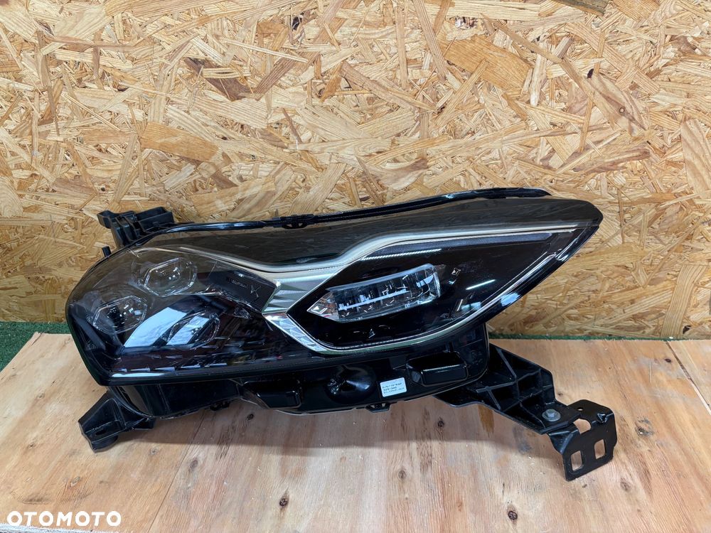 DS3 Crossback lift Full Led lampa prawa 9820840680 - 1