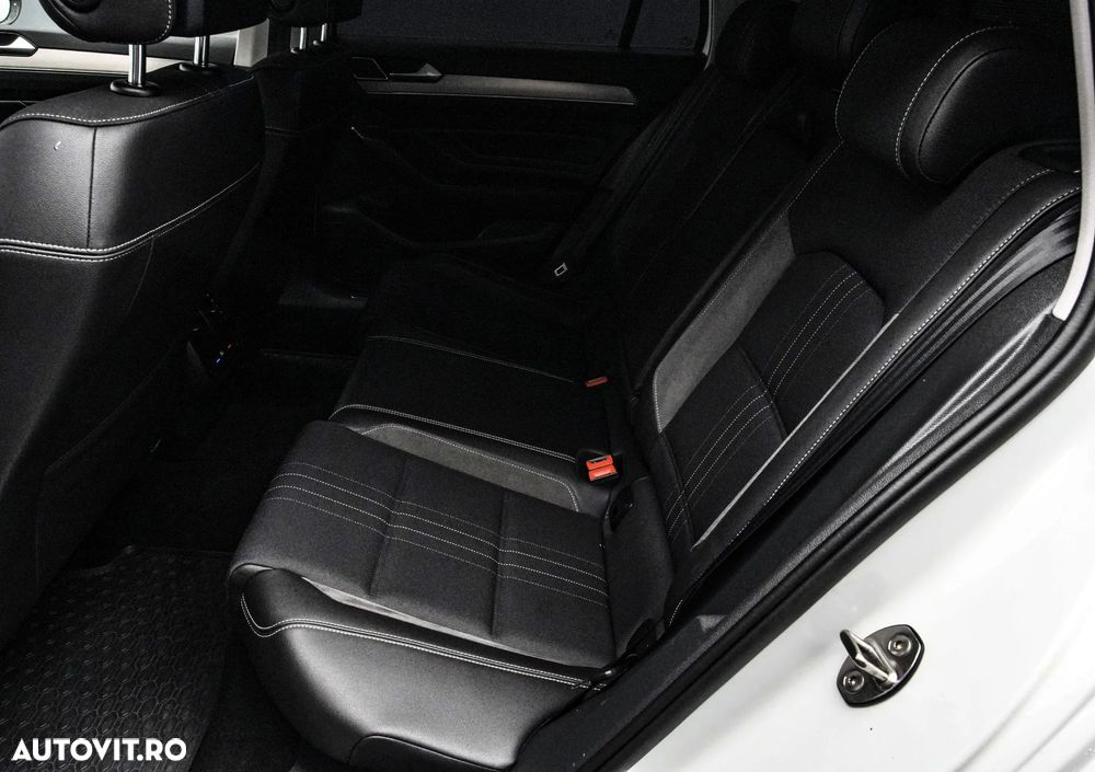 Volkswagen Passat Alltrack 2.0 TDI DSG 4Motion - 15