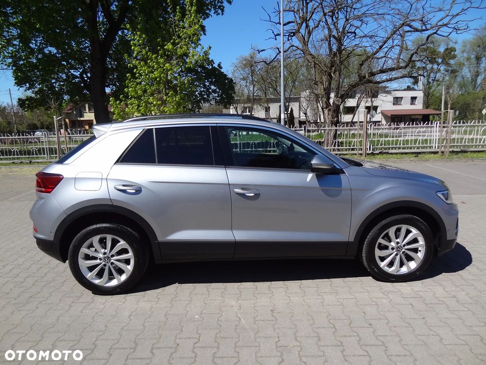 Volkswagen T-Roc 1.5 TSI Life - 16