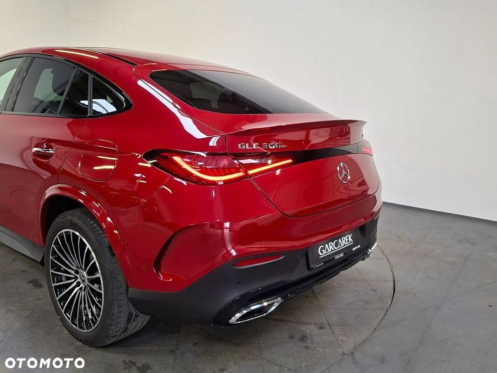 Mercedes-Benz GLC 300 e 4-Matic AMG Line - 8